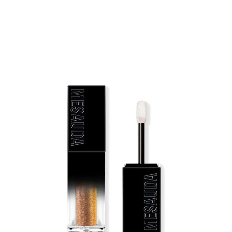 Galactic Shadow Liquid Eyeshadow