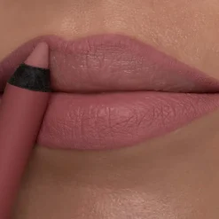 Makeupstudio - Stay On Me Matita Labbra durata 16h