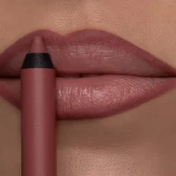 Makeupstudio - Stay On Me Matita Labbra durata 16h