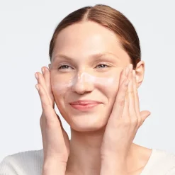 Moisture Surge SPF 25 Sheer Hydrator