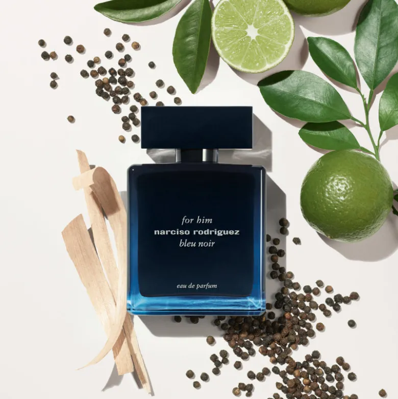 Narciso Rodriguez For Him Bleu Noir EDP Confezione 50 ML Eau de Parfum + 50 ML Shower Gel