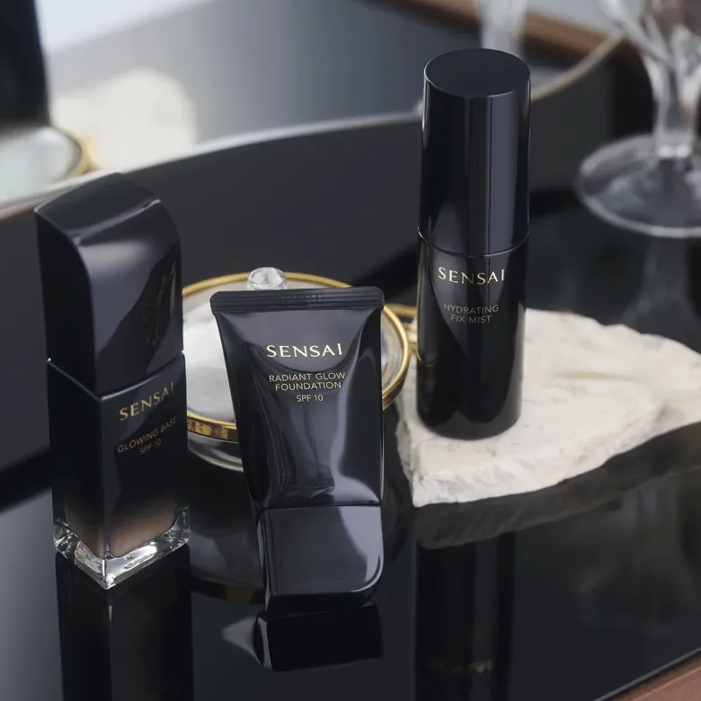 Radiant Glow Foundation SPF10
